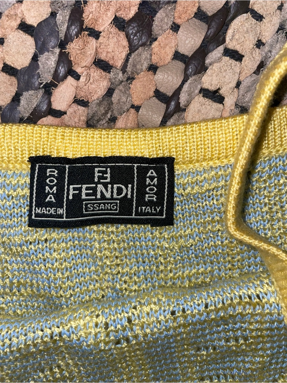 Vintage Fendi knit dress and matching bag - Picture 3 of 4